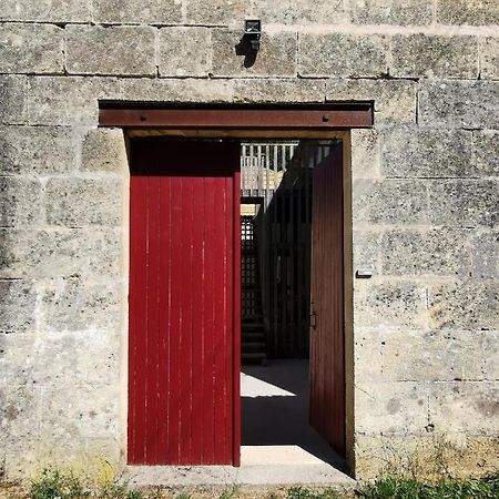 Gite De Charme Au Coeur De L'Entre-Deux-Mers Haux  Extérieur photo